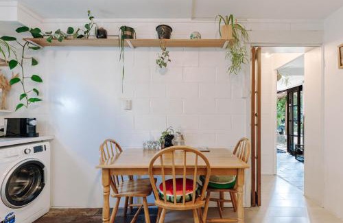 Blackmans Bay Wohnung | 阳光花园公寓 临近海滩与市中心