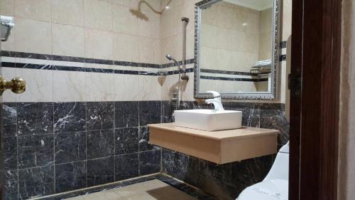 Douliou Hotel | 雲林斗六御花園汽車旅館