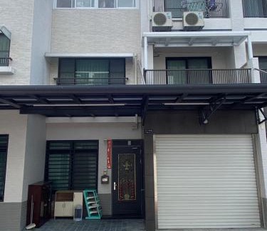 Shanhua District Haus | 鴻綾雅苑