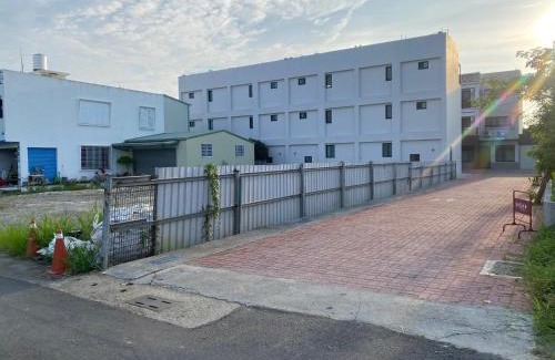 Shanhua District Haus | 鴻綾雅苑