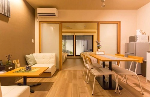 Namba Haus | 01Gruppenaufenthalt KLASSE / 350 m zu Fuß vom Bahnhof Namba / 280 m zu Fuß vom Bahnhof Nihonbashi / Maximal 6 Personen / WIFI