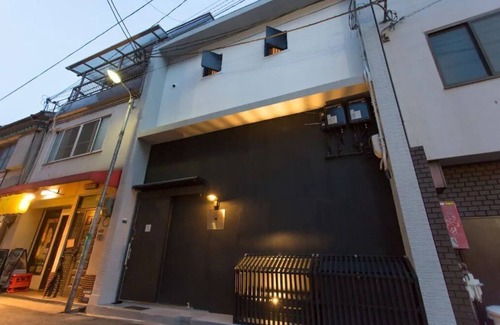 Namba Haus | 01Gruppenaufenthalt KLASSE / 350 m zu Fuß vom Bahnhof Namba / 280 m zu Fuß vom Bahnhof Nihonbashi / Maximal 6 Personen / WIFI
