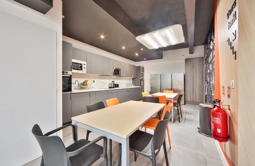 Charenton-le-Pont Wohnung | 06.Chambre double#CoLiving#Loft#HomeCinema#fitness