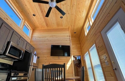 Valle Hütte | 065 Tiny Home near Grand Canyon South Rim Sleeps 8