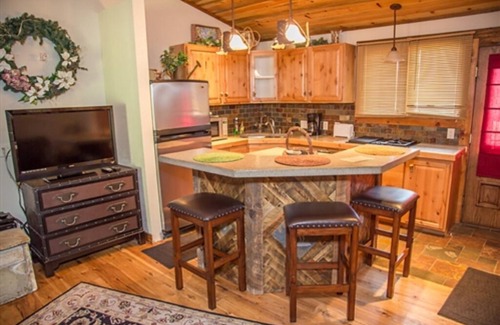 Afton Eigentumswohnung | 07) 1 Bedroom Condo - King - The Mountain Inn