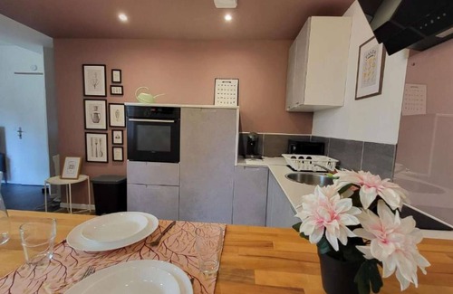 Lourdes Wohnung | 1-2 Lourdes getaway in a beautiful T2 with terrace