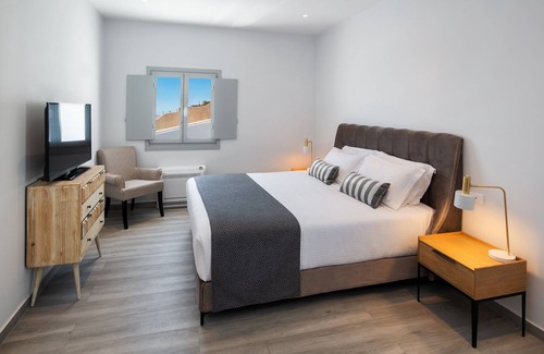 Vourvoulos Haus | 1 BD Grande Suite with Private Pool & Sea View - Siete Mares Luxury Suites
