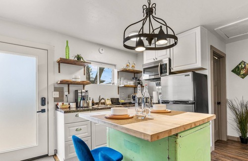 Coconino Estates Hütte | 1 bdrm Guesthouse close to Snowbowl!