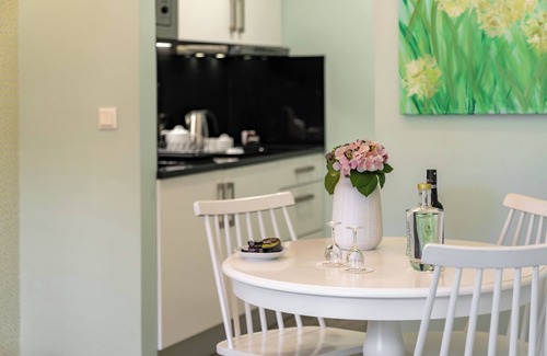 Monte Wohnung | 1-bed Garden Apt 2 in character Babosas Village