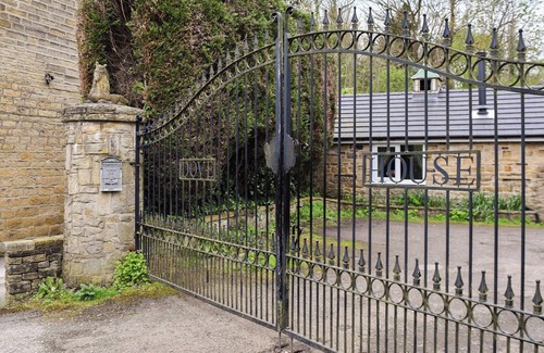 Hollingworth Hütte | 1 bedroom accommodation in Hollingworth