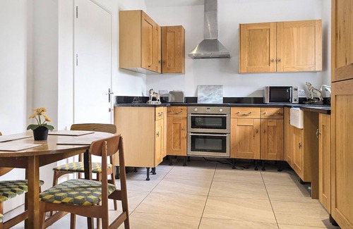 Writtle Hütte | 1 bedroom accommodation in Writtle, near Chelmsford