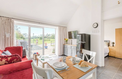 Crewkerne Hütte | 1 bedroom accommodation in Hewish