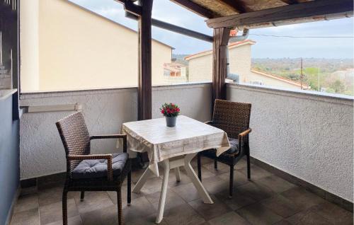 Liznjan Wohnung | 1 Bedroom Cozy Apartment In Liznjan