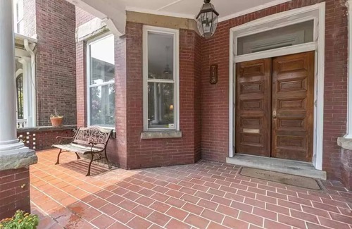 Ghent Haus | 1-Bedroom in Historic Victorian Home - Shared Bath, Unit #5