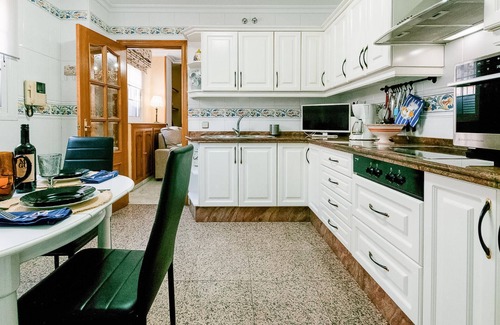 Cerro del Aguila Wohnung | Atemberaubende 1-Zimmer-Wohnung in.