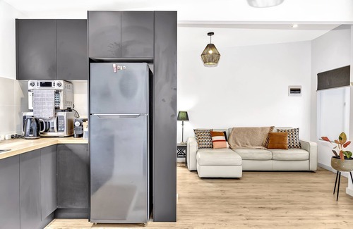 Panorama Wohnung | 1 bedroom unit with views, & your own private UV Sauna, wellness at its best!