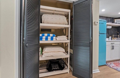 Atlantic Beach Wohnung | 1 Block from AB TownCenter: Coquina House Mob. Acc