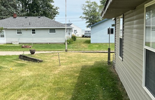 Standish Haus | 1 block from the Saginaw bay. 1.5 miles from the casino. 5300 pleasant drive