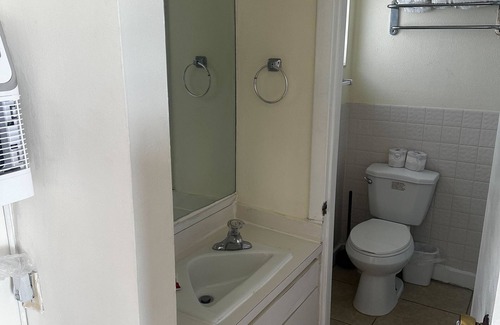 Deerfield Beach Resort | 1 BR Apartment- Steps from the beach!