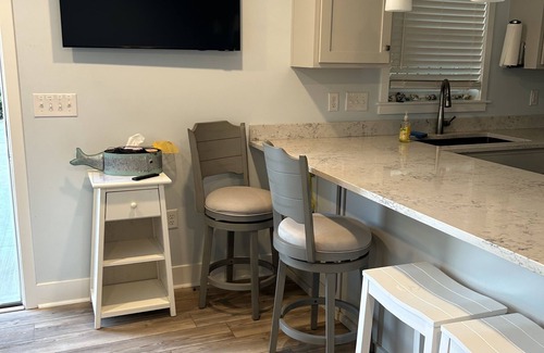 Emerald Isle Wohnung | 1 BR apartment with ocean views