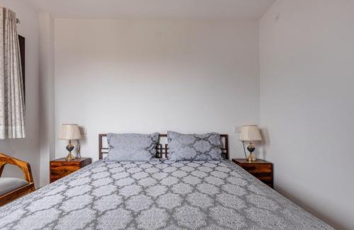Jakh Wohnung | 1 BR Stay enclosing the mountains Nivriti Cottage