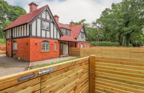 Cotebrook Haus | 1 Golf Links Cottages