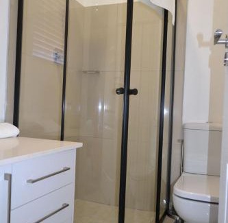 Klerksdorp Haus | 1 Kiaat Suites