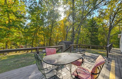Springville Haus | 1 Mi to Buchanan Resort Home with Deck and Yard!