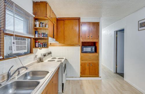 Bismarck Haus | 1 Mi to Downtown Bismarck! Residential Duplex