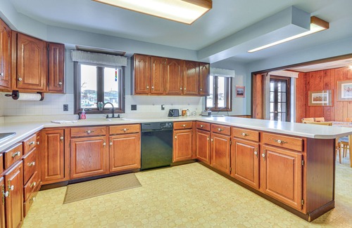 Thermopolis Haus | 1 Mi to Hot Springs State Park: Rustic Wyoming Gem