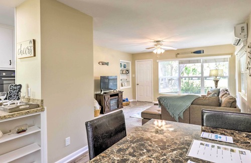 Summerfield Haus | < 1 Mi to Lake Weir: Quiet Summerfield Getaway