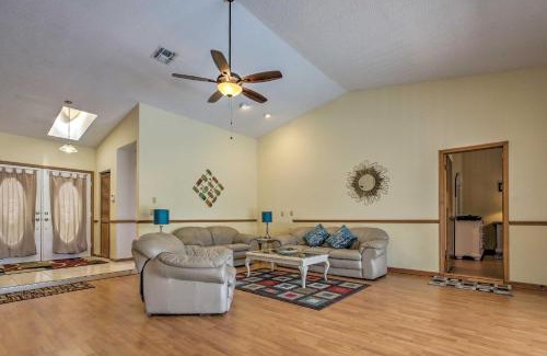 Spring Hill Haus | 1 Mi to Weeki Wachee Home with Pool in Spring Hill