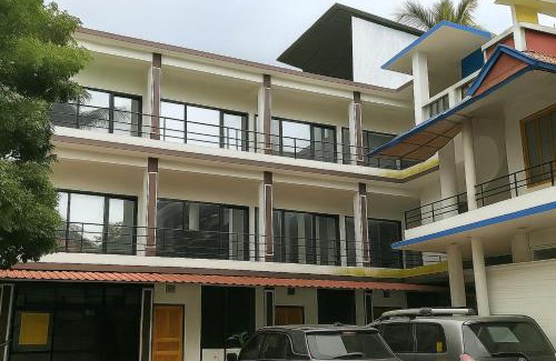Calangute Haus | 1 Minute Walk From The Beach Calangute Stay G0A