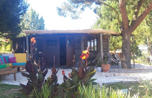 Alcobaca Hütte | 1. Rustic Rondavel with Wood-burner & Sauna – Long-stay Winter Retreat