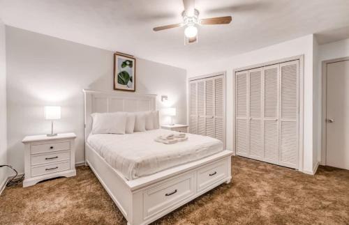 Memphis Haus | 10 from U of Memphis & Airport- Pinecrest Perch