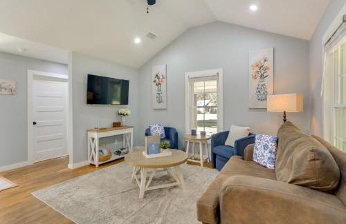 Iuka Haus | 10 Mi to Tennessee River Blue Willow-Themed Home