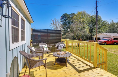 Iuka Haus | 10 Mi to Tennessee River: Blue Willow-Themed Home