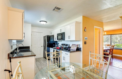 Ocoee Haus | 10 Mi to Universal Orlando: Home w/ Screened Porch