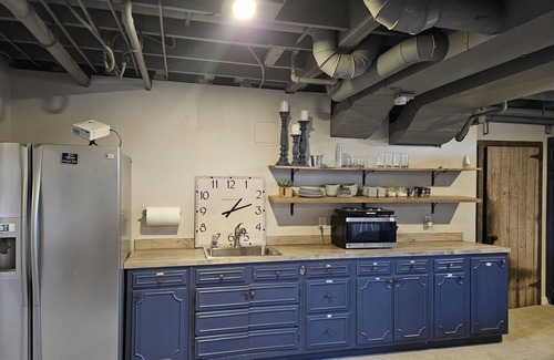 Whittaker Haus | 10 min from AA - Spectacular secluded retreat