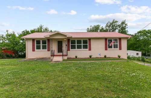 Birmingham Haus | 10 Min to Downtown-Modern in Magic City-Both Units