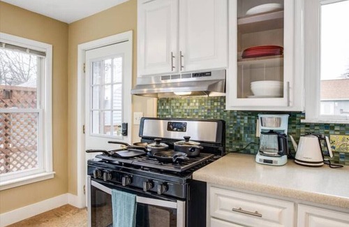 Ann Arbor Wohnung | 10 Mins To The Big House/ Sleeps Up To 10 Guests