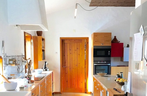 Santiago do Cacem Hütte | 10 minutes from Porto Covo and beaches. Country house with swimming pool.