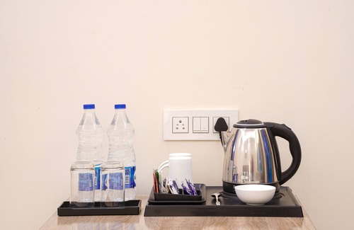 Greater Noida Haus | 10 minutes to Jim Corbett National Park ! Walk in River side !Pet Friendly