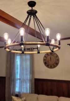 Logan Haus | 100 Acre Red Brick Ranch Hocking Hills Cabin Hot Tub 12