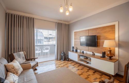 Liberdade Wohnung | 100 m² com terraço, garagem, A/C | 6x sem juros