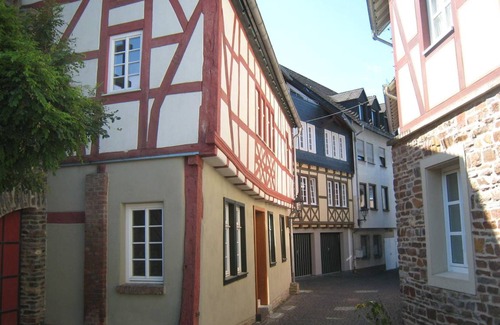 Rascheid Haus | 100 m² Ferienhaus ∙ 4 Schlafzimmer ∙ 5 Gäste