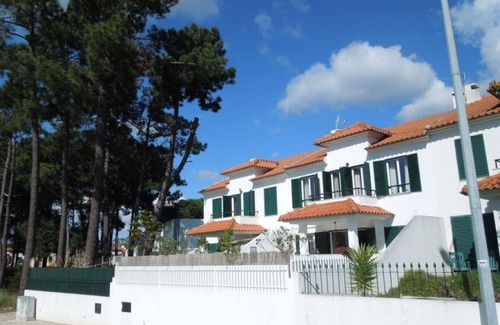 Faulha Haus | ☀☀☀☀ 100 m² Ferienhaus, Pool,⛱ Sesimbra Strand, SAT-TV/WLAN, Lissabon in 30 min