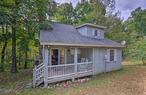 Todd Haus | 11 Mi to Boone Secluded Pet-Friendly Cabin!