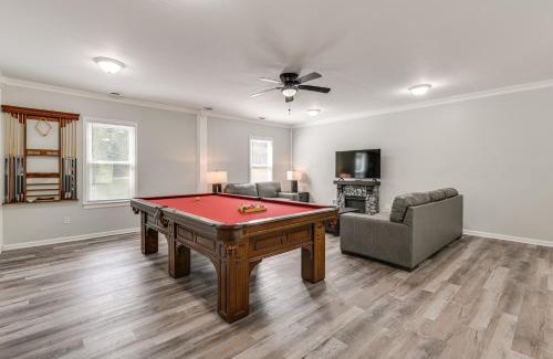 Petersburg Haus | 11 Mi to Fort Lee 30-Acre Retreat with Scenic Views