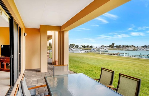 Nangkita Haus | 11 Vesta Drive, Hindmarsh Island